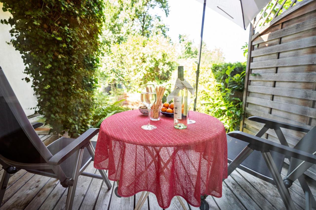 Im Garten - Haus Anna *